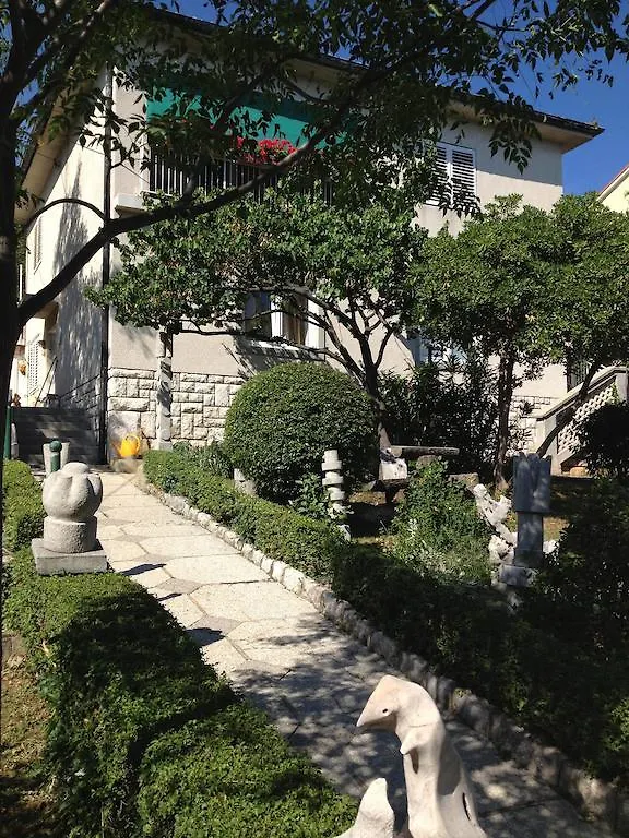 Apartment Melira Novi Vinodolski 0*,